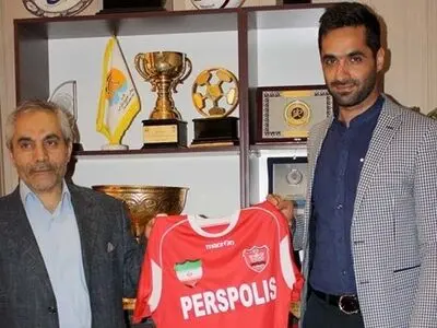 همامی: توقعی که پرسپولیس از من دارد را فردین هم انجام نمی‌دهد/ مدیران باشگاه دارند وقت کشی می‌کنند