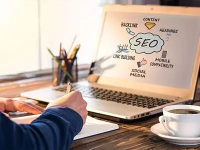 مشاوره سئو کیست؟ نکاتی که قبل از انتخاب باید بدانید