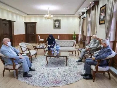 فقط دولت عوض شده ؛ مصلحت باشد در سنگری دیگر خدمت می‌کنم