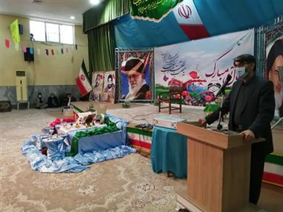 تاکید رئیس سازمان زندان ها بر پشتیبانی و حمایت بیشتر از خانواده زندانیان با توجه به شعار سال/آزادی ۱۲ نفر از زندانیان قم با کمک خیرین