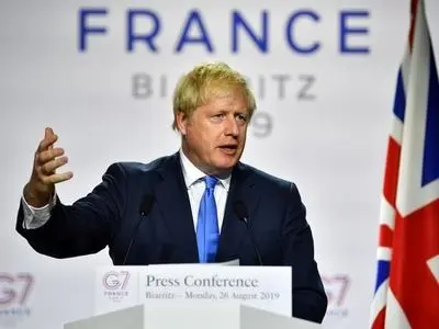 Johnson says prepared to take Brexit talks down to last minute