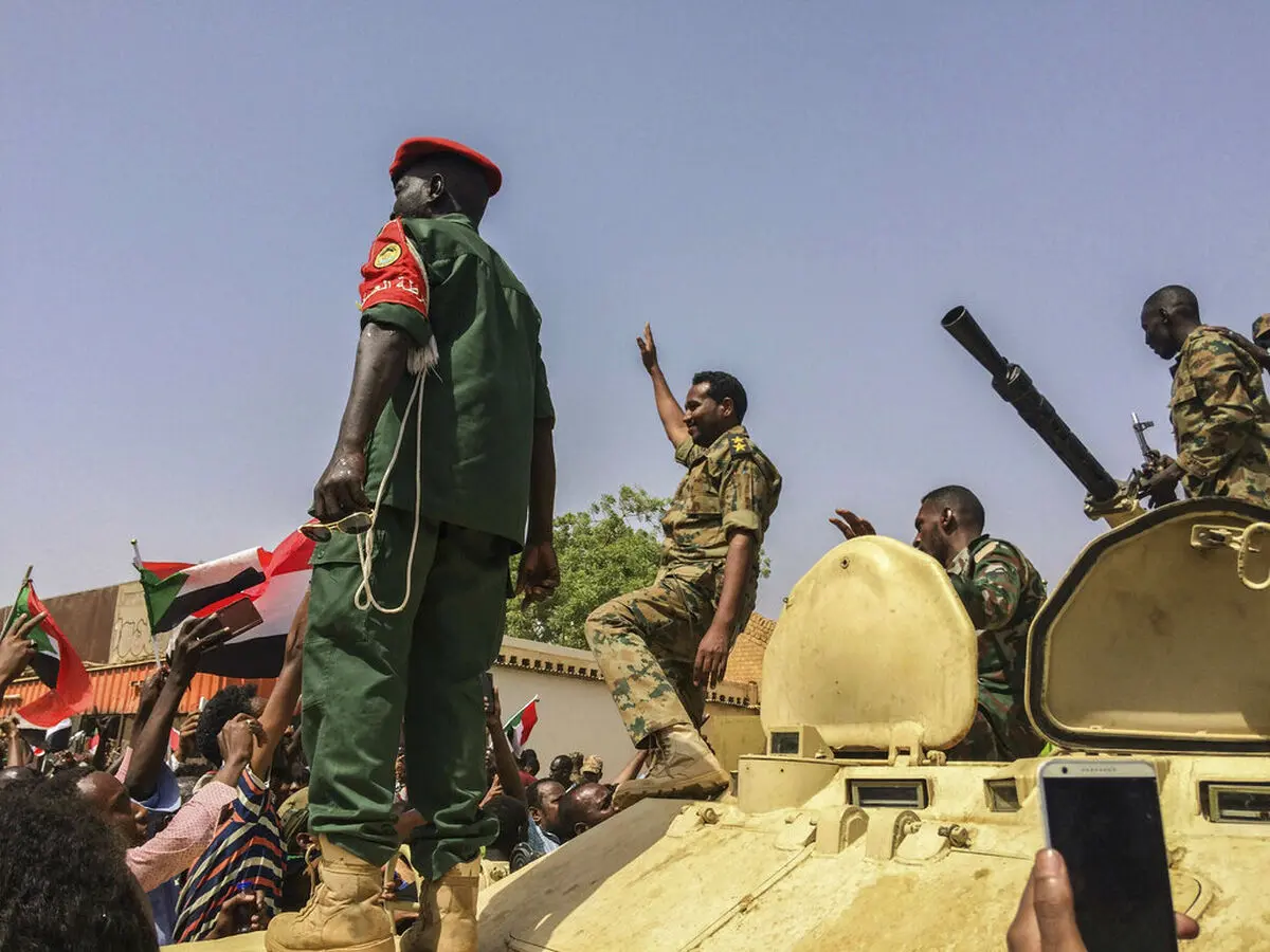 فرایند انتقال قدرت در سودان به تعویق افتاد