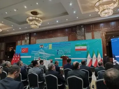 آغاز مراسم اختتامیه هفتمین نشست همکاری های اقتصادی استان های مرزی ایران و ترکیه در آذربایجان غربی