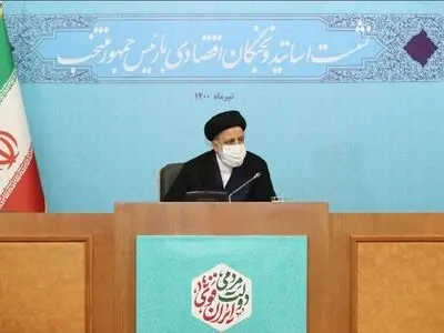 از تجارب آزموده‌شدۀ دیگران با نگاه باز استقبال می‌کنیم/اقتصاد بیمار کشور باید بر اساس راهکارهای علمی درمان شود