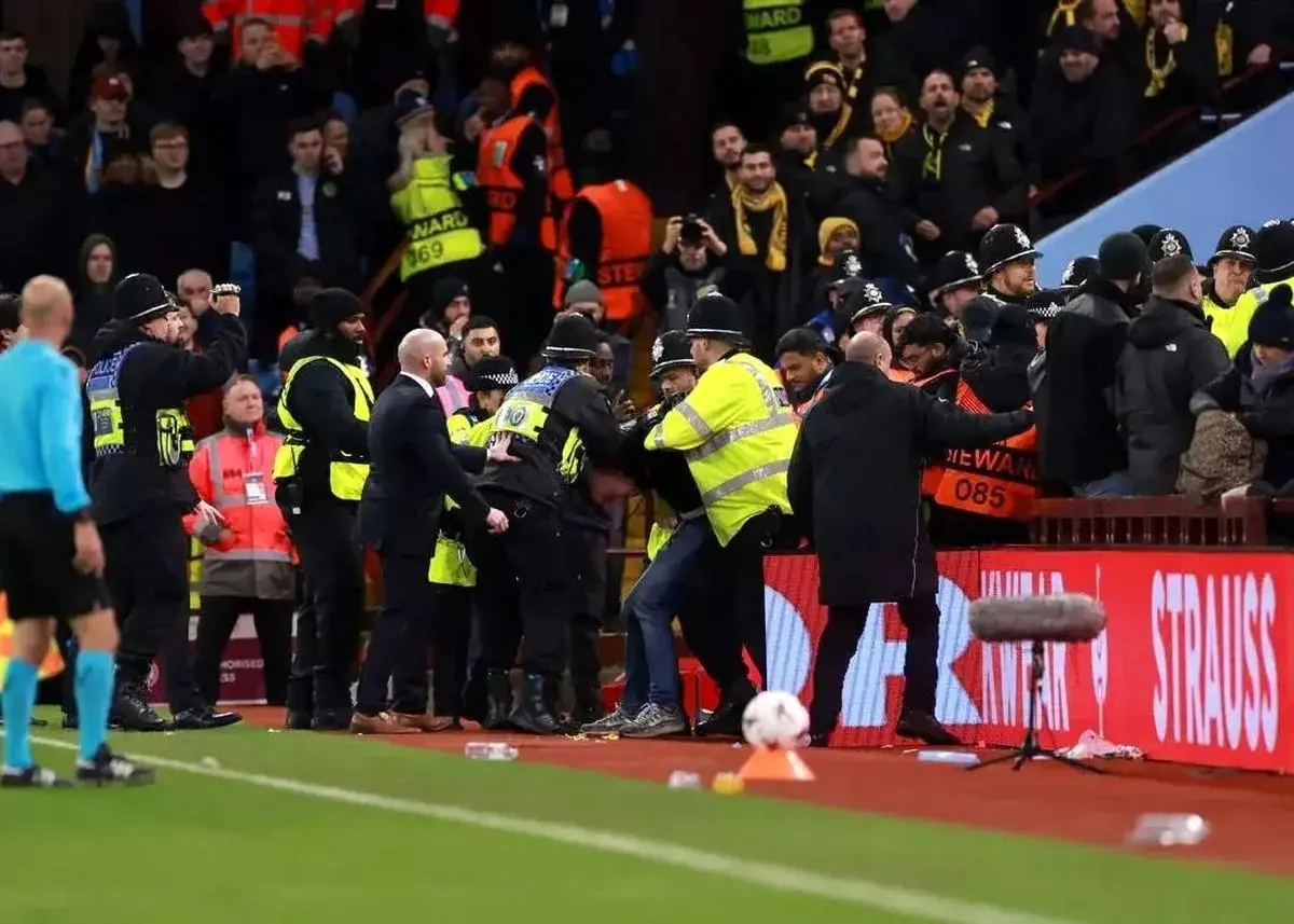 خونریزی مالن و درگیری پلیس با هواداران یانگ‌بویز در لیگ اروپا