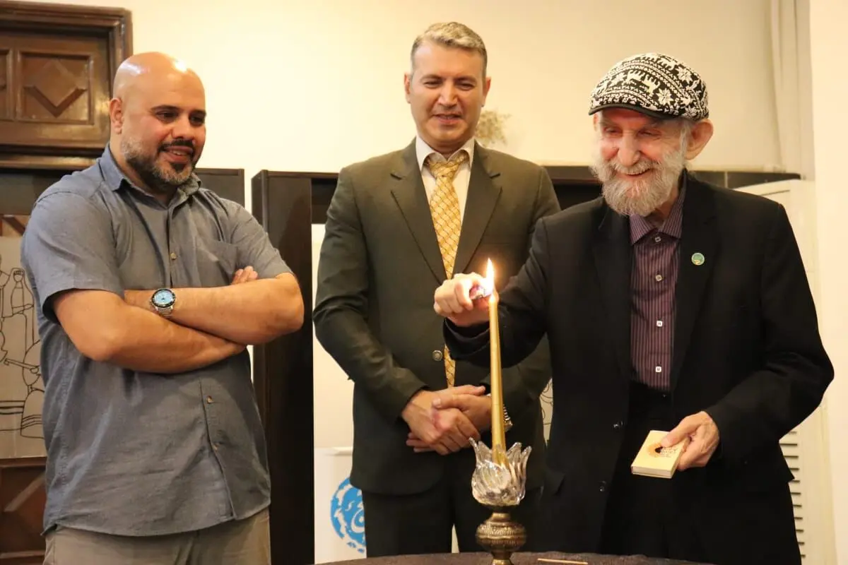 اسماعیل خلج شمع شب‌چراغ «میراث» را افروخت