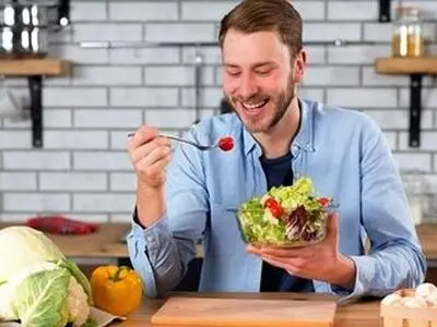۴ عادت غذایی برای جوان ماندن