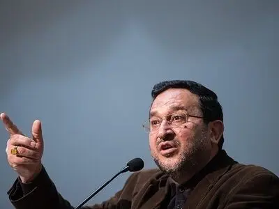 عبور از مشکلات اقتصادی سخت‌تر از عبور از اروند رود در عملیات والفجر ۸ نیست