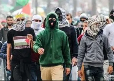 تماشاچیانِ دیروزِ  نسل‌کشی امروز گرفتار نکبت‌اند