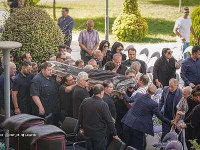 مراسم تشییع پیکر پهلوان رضا سوخته سرایی برگزار شد