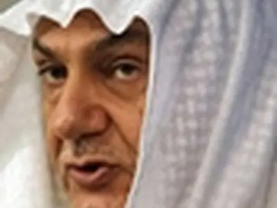 ترکی الفیصل و لیونی در حاشیه کنفرانس امنیتی مونیخ دیدار کردند
