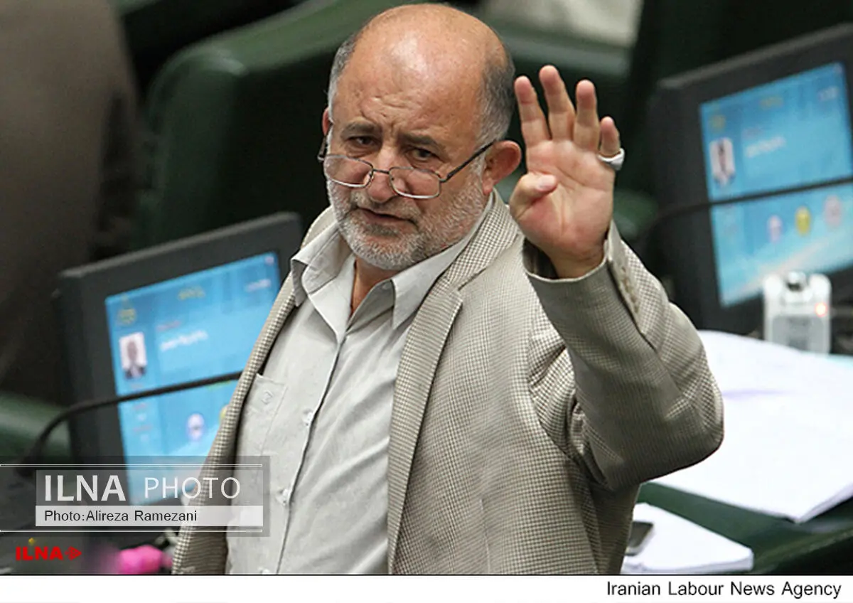 نمایندگان از دولت باج‌خواهی نکنند/ برخی با تضعیف شستا به‌دنبال منافع شخصی‌اند