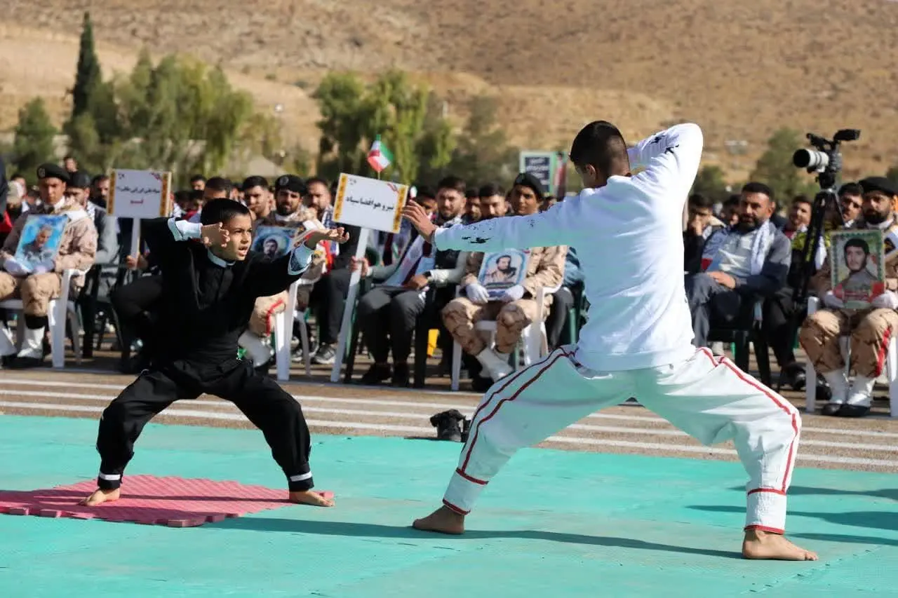 اولین جشنواره فرهنگی ورزشی کارکنان وظیفه سپاه در شیراز آغاز به کار کرد
