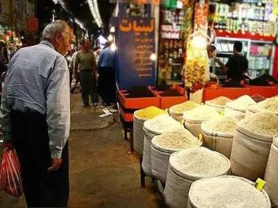 بازنشستگان اغلب شرمندگی را با خانواده خود تقسیم می‌کنند/ مدعیِ ارزانی باید با مردم صادق باشد و پای درد دلشان بنشیند