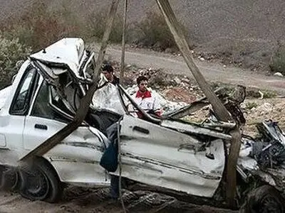 برخورد پراید با نیوجرسی کنار جاده در محور فراهان به اراک با یک کشته