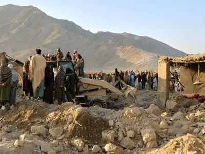۲۶ شبه‌نظامی در حمله به مخفیگاه‌ها در امتداد مرز افغانستان کشته شدند