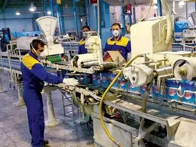 با اجرای تعطیلی دو روز در هفته، کارگران و اقشار ضعیف جامعه آسیب می‌بینند