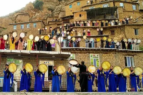 جشن بزرگ «هزار دف»در پالنگان کردستان آغاز شد