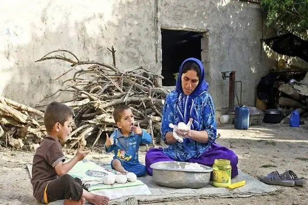 رتبه نخست خراسان رضوی در جذب بیمه شدگان مادران سه فرزند و بیشتر 