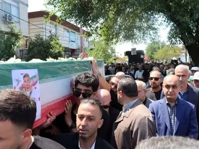 پیکر شهید نیما مرادی در بندرانزلی آرام گرفت