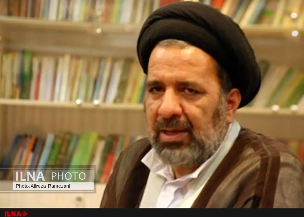 رئیس سازمان تبلیغات اسلامی اصفهان ثبت‌نام کرد