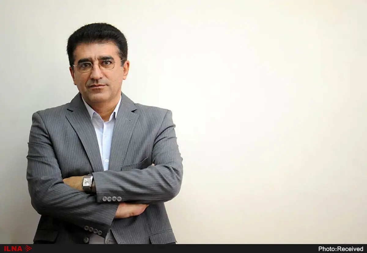 آشنا مدیرعامل موسسه نمایشگاه‌های فرهنگی ایران شد