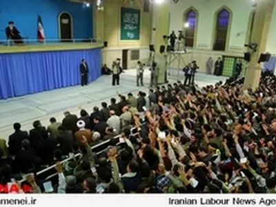 دانشجویان و دانش آموزان با مقام معظم رهبری دیدار کردند
