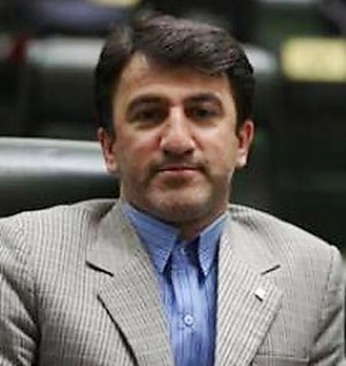 انتقاد از به کارگیری برانکو در پرسپولیس/ مربی‌های خارجی هزینه بر هستند