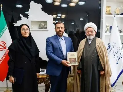 هیچ پایه‌ای به اندازه فرهنگ، ماندگار و استوار نخواهد بود