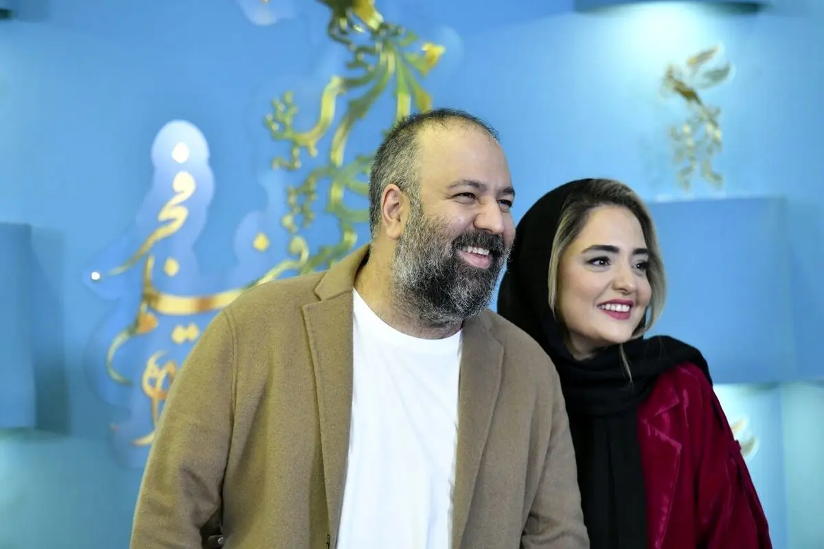 بوسه جنجالی علی اوجی به دستان همسرش وایرال شد