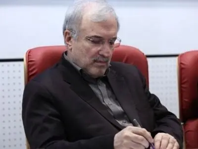 وزیر الصحة یدعو لتمدید وقف اجتماعات مجلس الشورى الاسلامی 