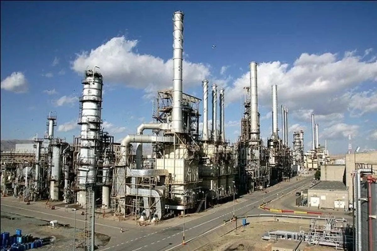 تولید روزانه 17 میلیون لیتر بنزین یورو 4 در پالایشگاه شازند 