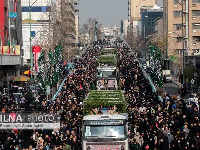 مراسم تشییع پیکر دویست شهید گمنام دوران دفاع مقدس در تهران-۳