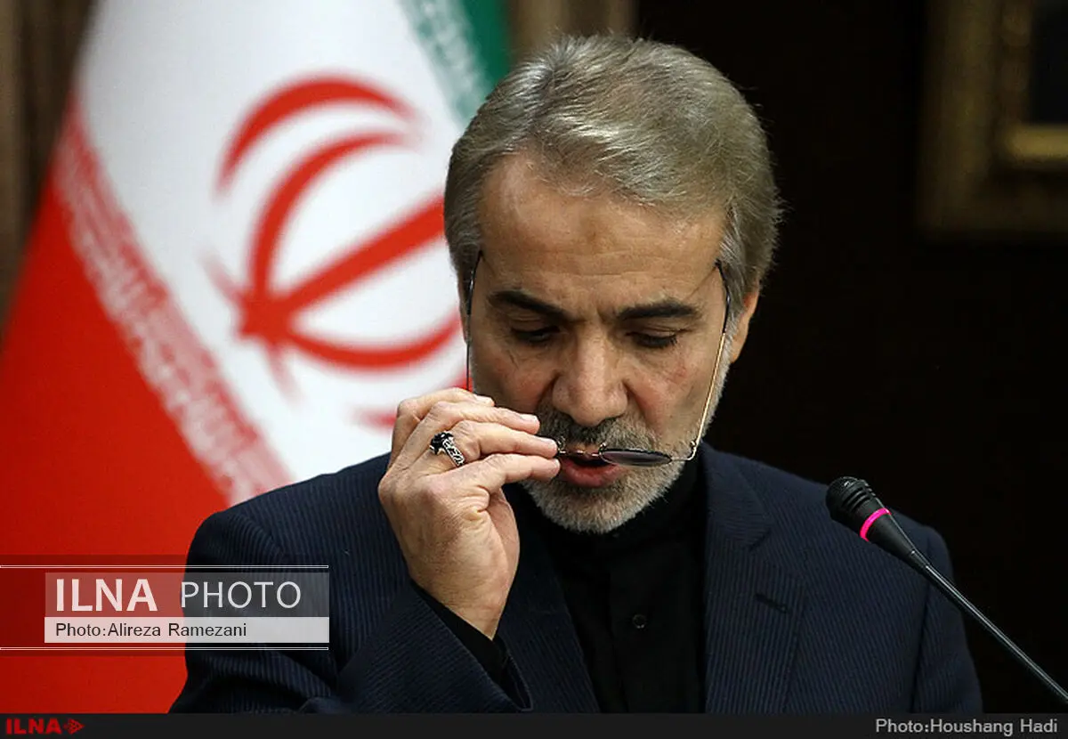 ۱۳ مدیر در موضوع فیش‌های حقوقی یا استعفا کردند یا برکنار شدند