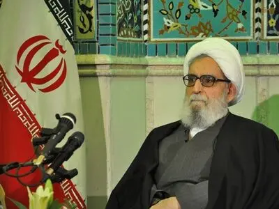 برگزاری مراسم وداع با پیکر مرحوم آیت الله واعظ طبسی در حسینیه امام رضا