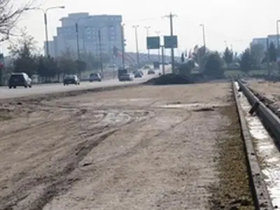 ضلع غربی باند کندرو بلوار آذربایجان تبریز به زودی افتتاح می‌شود
