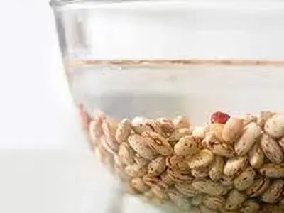 همه چیز درباره خیساندن حبوبات ؛ با آب سرد یا گرم ؟!