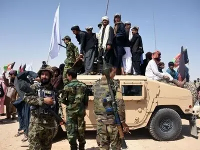 اعلام آمادگی طالبان برای آتش‌بس ۱۰ روزه و مذاکره با دولت افغانستان