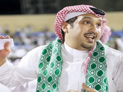 ناهار مشترک رئیس باشگاه الاهلی با بازیکنان و وعده پاداشی بزرگ