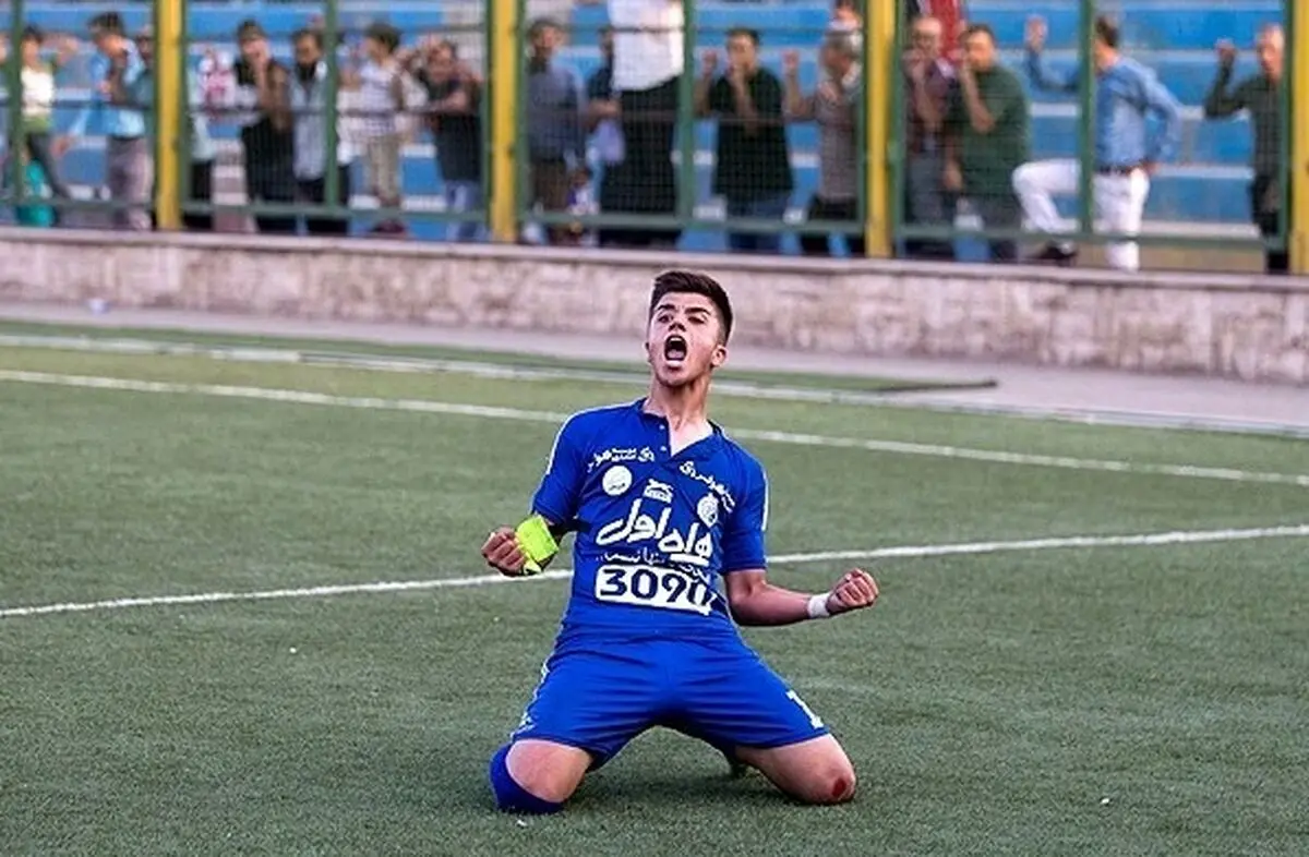 گربه سیاه پرسپولیسی رفتنی شد؛ مهاجم استقلال در راه ملوان