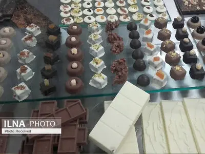 120 کیلوگرم مواد اولیه کیک و شیرینی یک کارخانه تولیدی معدوم شد