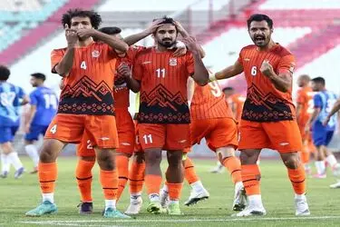 کارا گستر 1 - 1 نساجی ؛ صدرنشین در تبریز متوقف شد