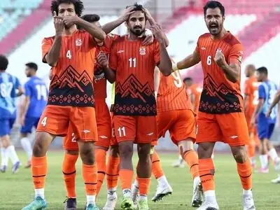 کارا گستر 1 - 1 نساجی ؛ صدرنشین در تبریز متوقف شد