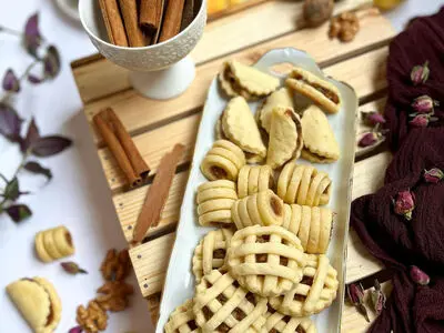 این شیرینی ساده و مجلسی را برای عید درست کنید