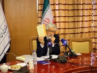 زبان فارسی شناسنامه ملت ایران است