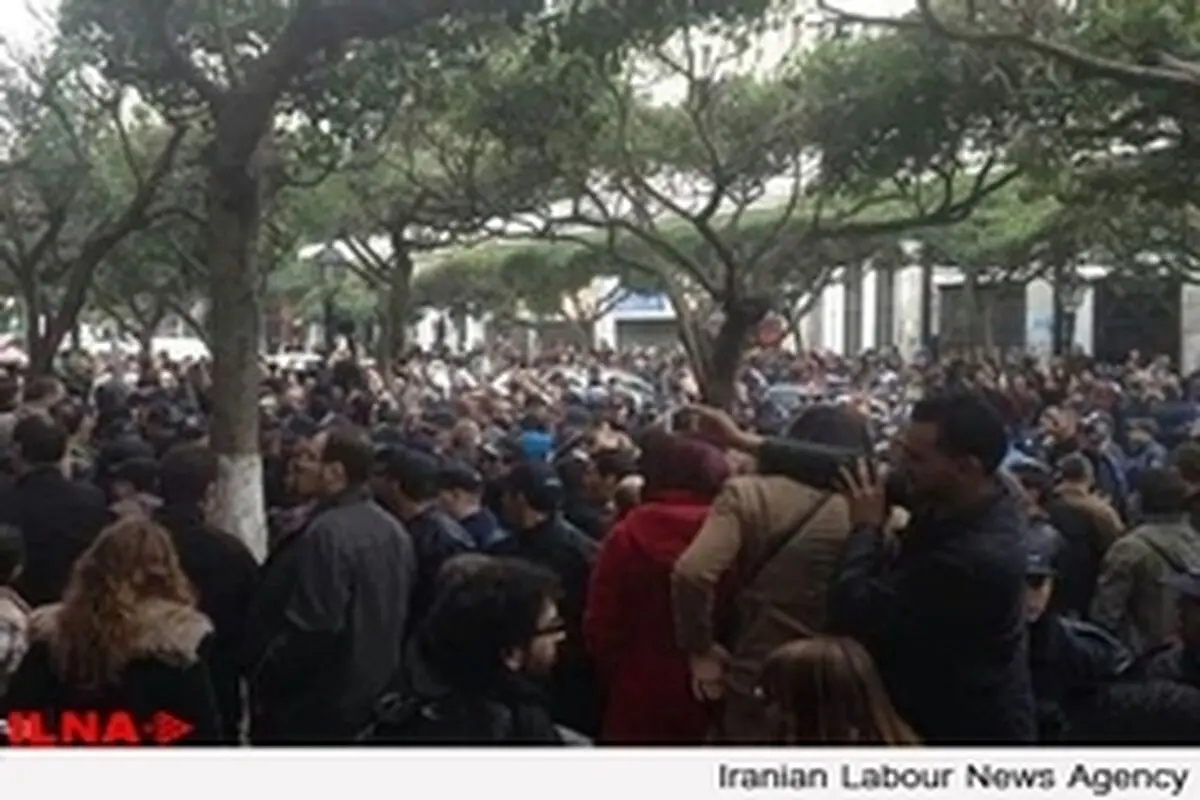پلیس الجزایر با معترضان درگیر شد