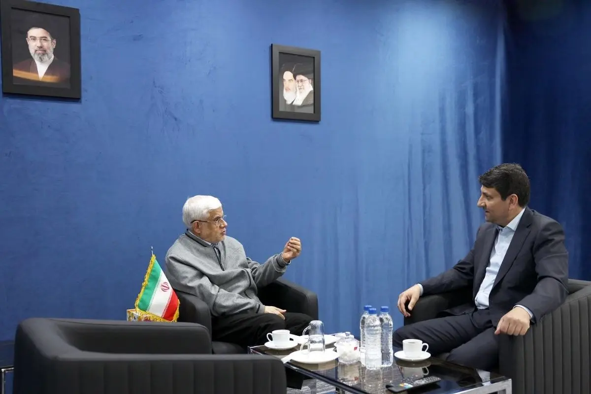 عارف: اینترنت طبقاتی و هرگونه تفکیک دسترسی، با رویکرد عدالت‌محور دولت همخوانی ندارد