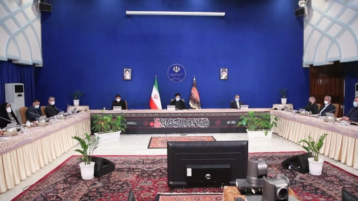 اگر همه ظرفیت‌ها برای مهار کرونا به کار گرفته نشود، خروج از وضعیت فعلی سخت خواهد بود/ هیچ کس نباید خودش را از شمول پروتکل‌های بهداشتی مستثنی بداند