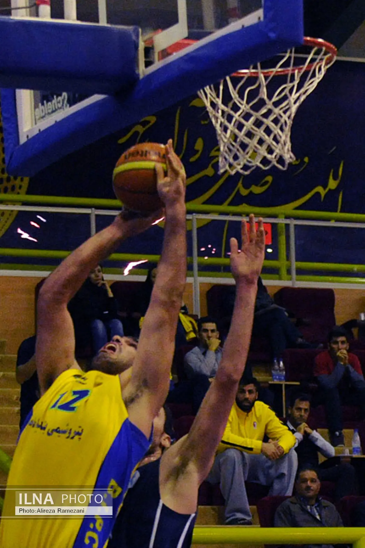 شهرداری اراک مغلوب پتروشیمی بندر امام شد