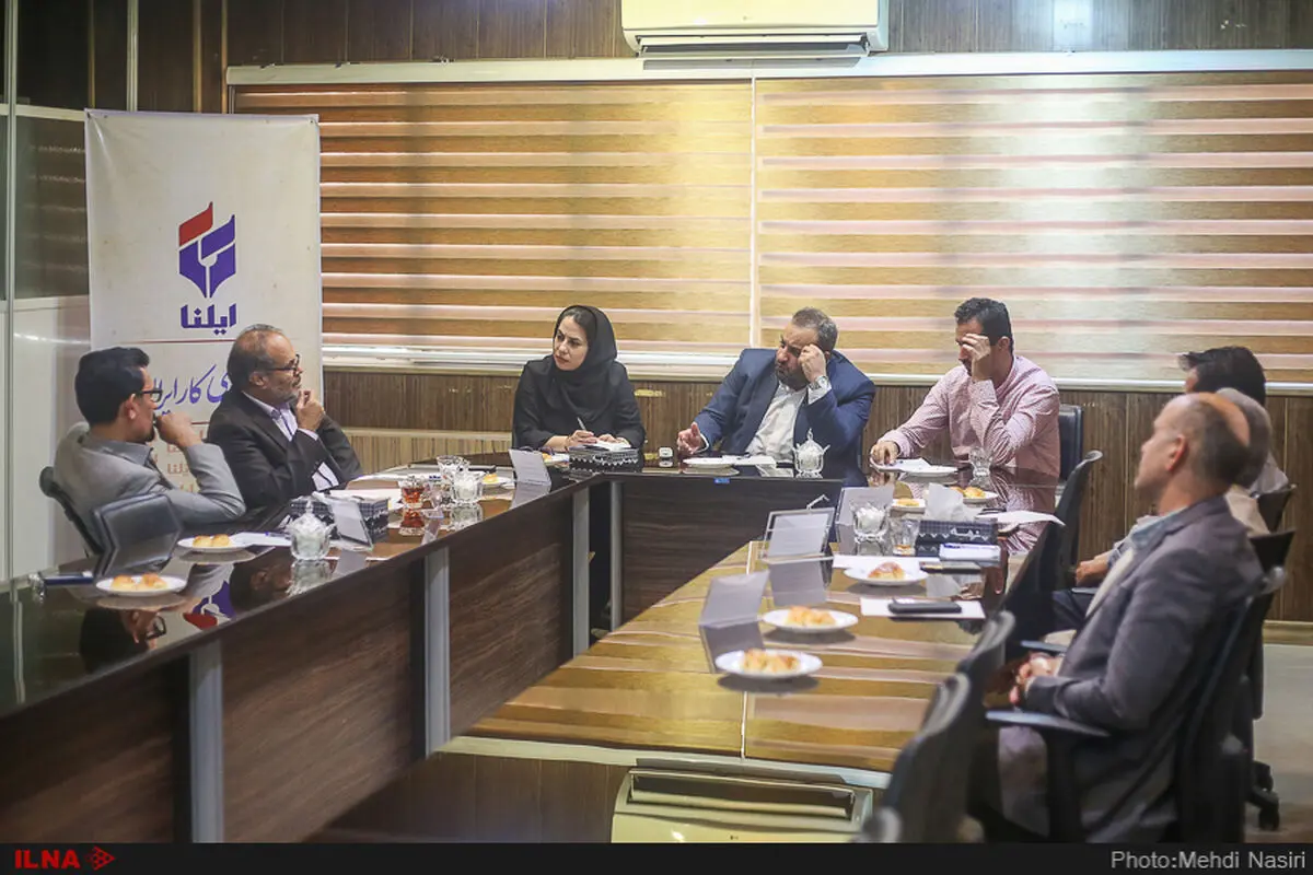 بازپرداخت تسهیلات بانک ها کمر مرغداران را شکست/ صدای اعتراضمان به جایی نمی‌رسد/ دلالان را از زنجیره تولید حذف کنید/25 سال دیگر گوشت قرمز حکم خاویار را دارد